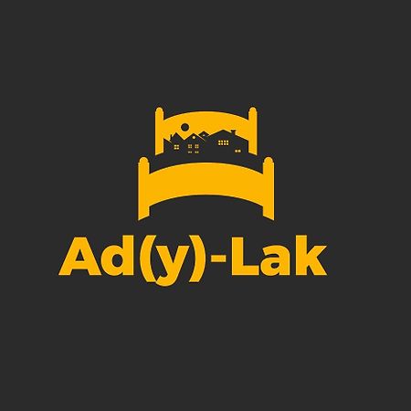 DombóvárAd-Lakアパートメント エクステリア 写真
